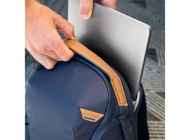 Peak Design Everyday Backpack 15L Zip Midnight. Genial fotosekk 