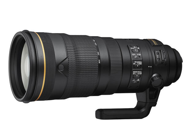 Nikon 120-300mm f/2.8E FL ED SR VR Kraftig og lyssterk telezoom 