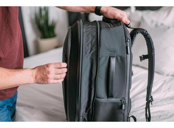 Gomatic Navigator Travel Backpack 32L Romslig og smart sekk for reise 