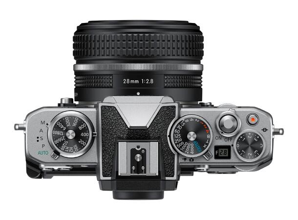 Nikon Z fc Kit med 28mm f2.8 SE Speilløs DX-format med 20,9MP, 4K, Wifi 