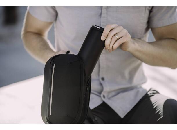 Gomatic Navigator Sling 1L Stabil slingveske med smarte løsninger 